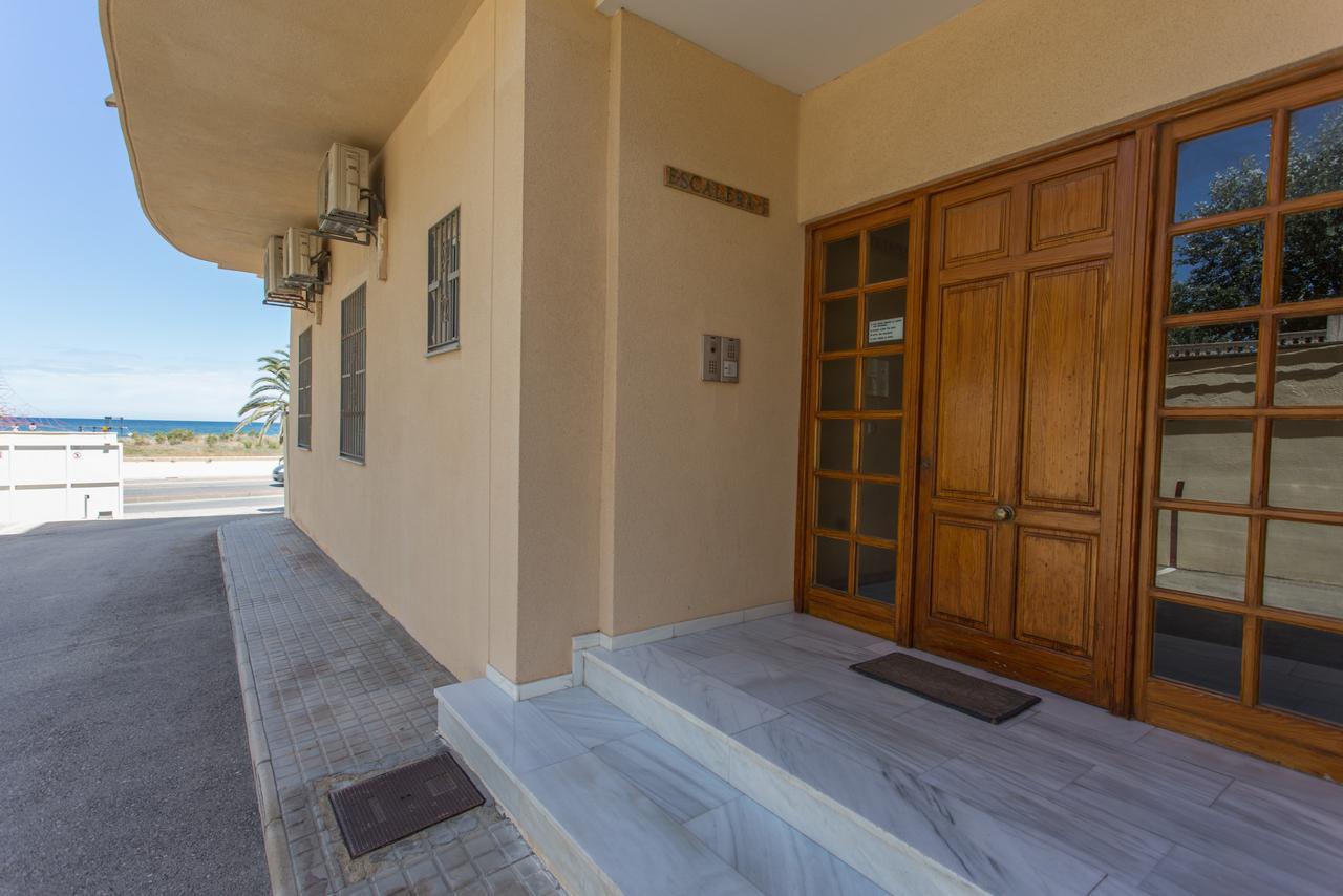Denia Front Beach Apartment ภายนอก รูปภาพ