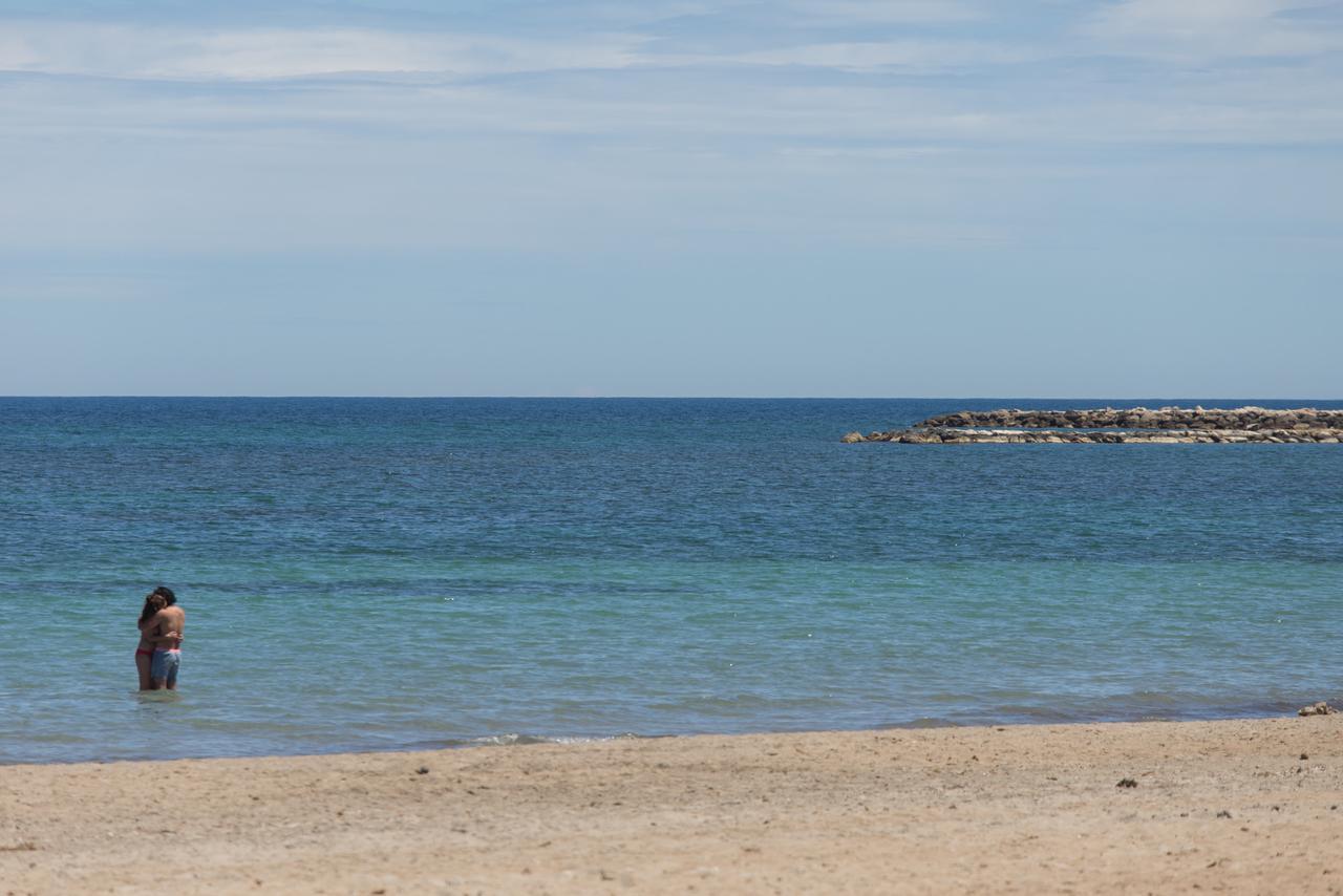 Denia Front Beach Apartment ภายนอก รูปภาพ